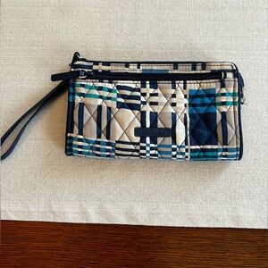 Vera Bradley, wristlet/wallet NEVER USED, but no tags.